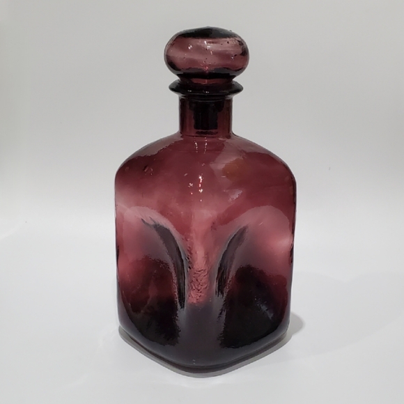 Vntg 9" Amythest Purple Pinched Art Glass Decanter and Stopper - Picture 2 of 10